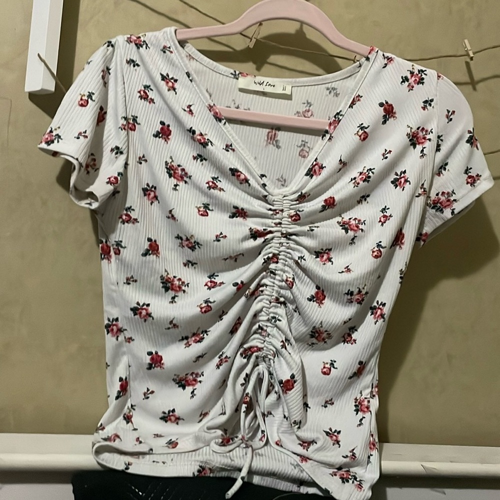 Cute top